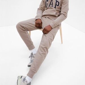 GAP: Gap Beige Arch Logo Fleece Joggers